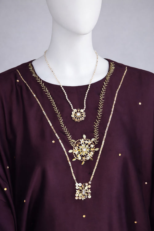 Embellished Neckline Detail Plum Kaftan
