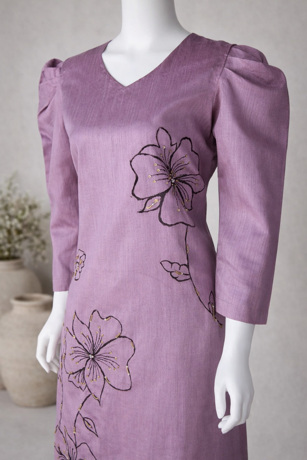 Women raw silk embroidered 2 piece suit in mauve pink with floral artwork